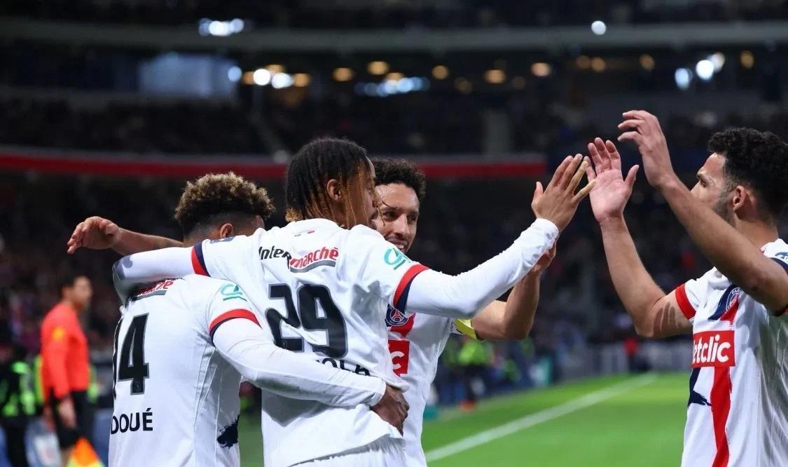 九游娱乐APP-包含风云突变！多特蒙德国际比赛日外线爆发，法国杯版图或变，引发热议，团队化学反应显著的词条