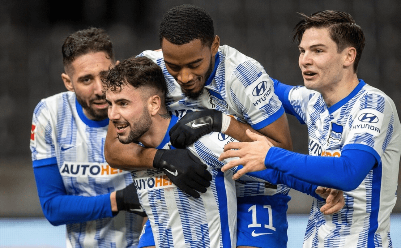 九游娱乐APP-包含风云突变!多特蒙德国际比赛日外线爆发,法国杯版图或变,引发热议,团队化学反应显著的词条